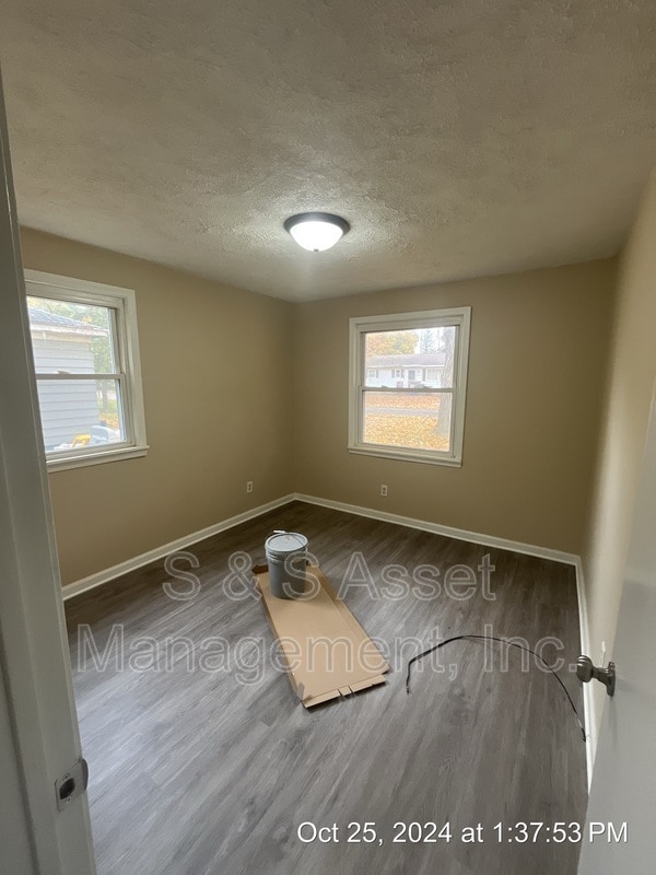 Building Photo - 3231 Westmont Ave