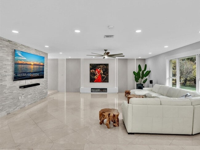 Building Photo - 6920 SW 182nd Way