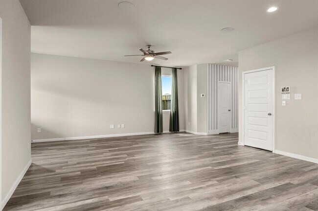 Building Photo - 22127 Regal Heights Dr