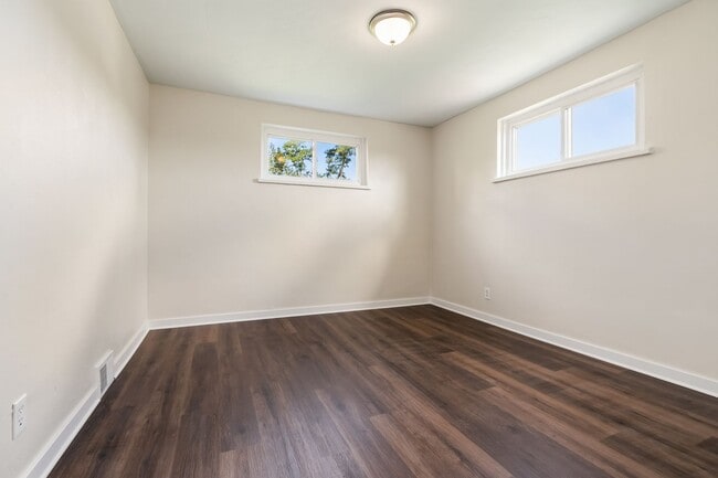 Building Photo - Unbeatable 4 bedroom in Penn Hills available now!