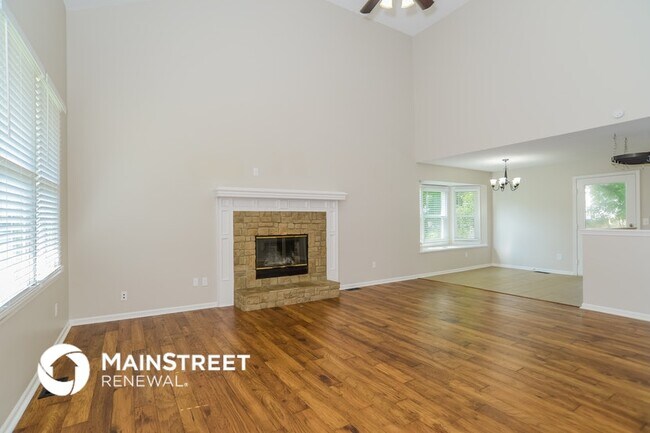 Building Photo - 2752 N 109th Terrace