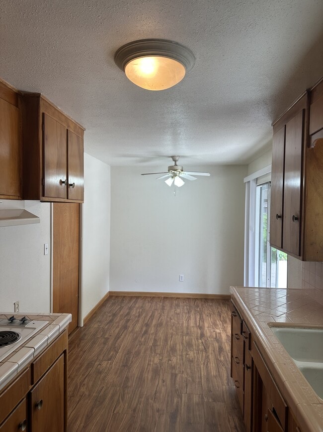 Building Photo - 1540 Goldenwood Dr