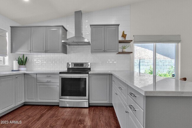 Building Photo - 6867 E Phelps Rd