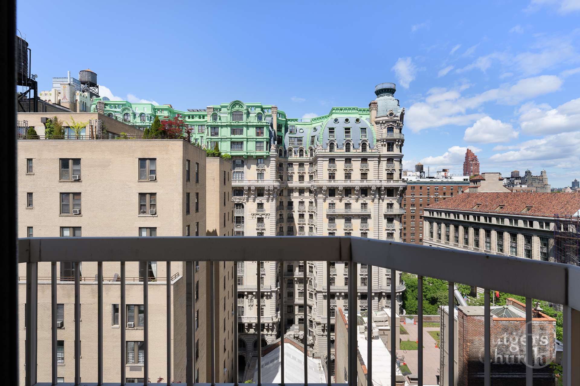 Building Photo - 201 W 72nd St