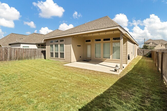 Building Photo - 9313 Aggie Run