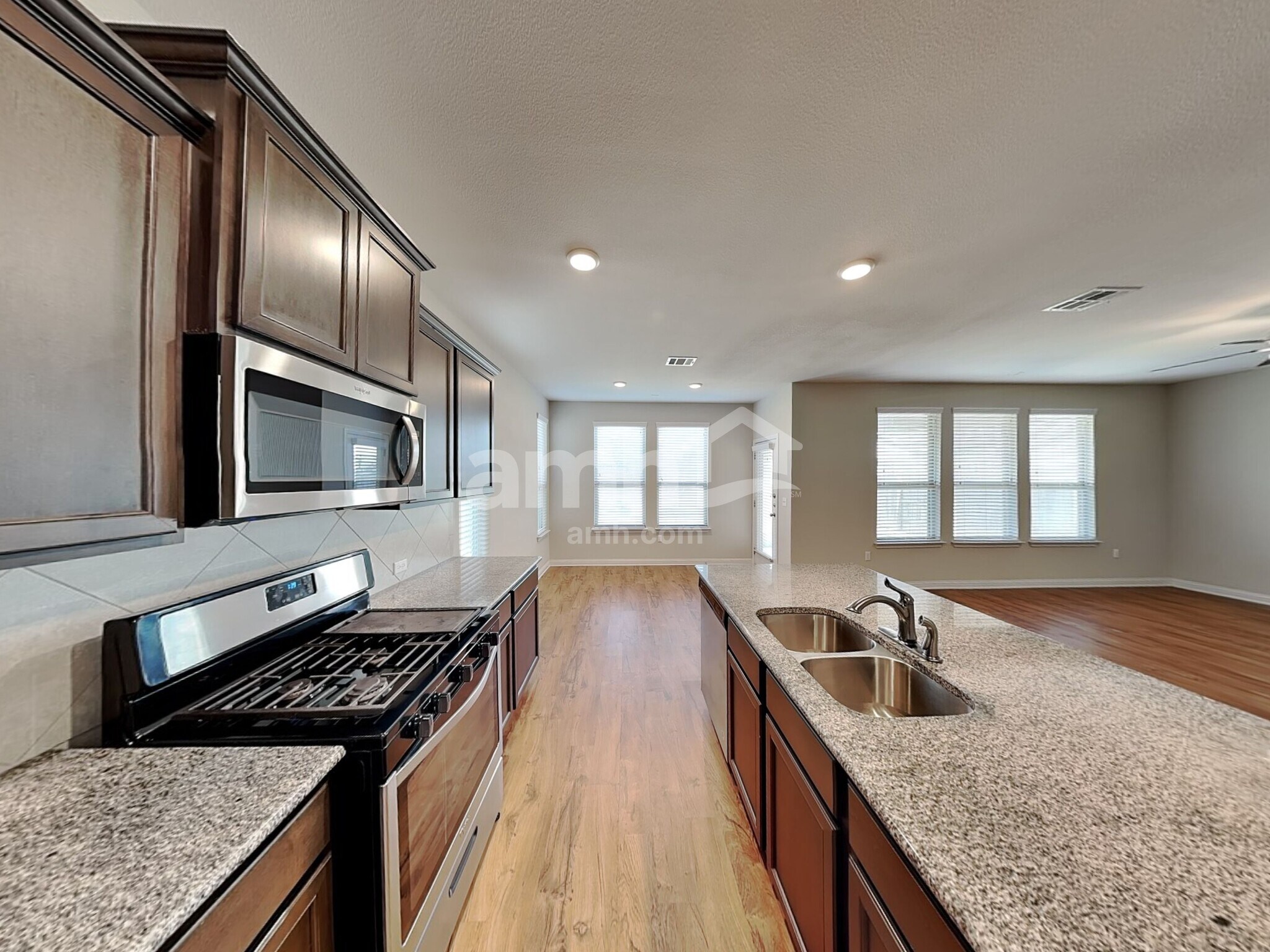 Building Photo - 8106 Cottage Rose Dr