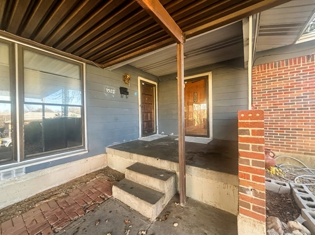 Building Photo - 3502 Michigan Ave