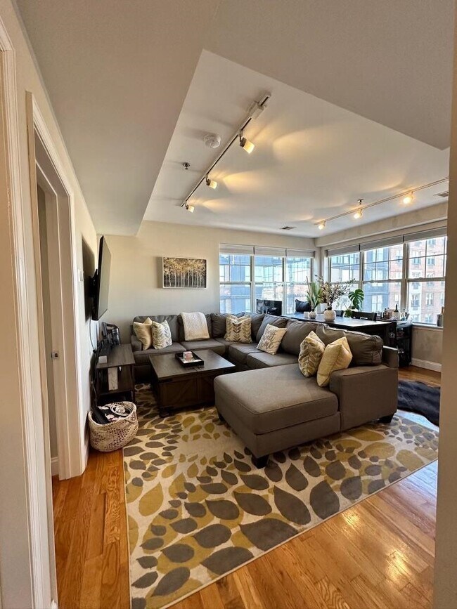 Primary Photo - 4401 Park Ave