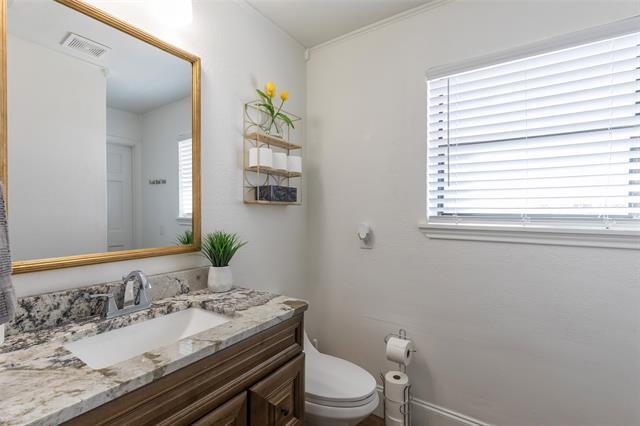 Building Photo - 8073 Bonnie Cir