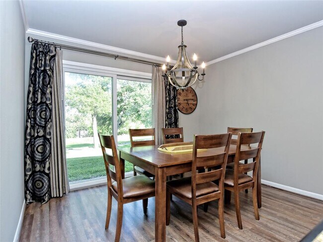 Building Photo - 222 Lido St