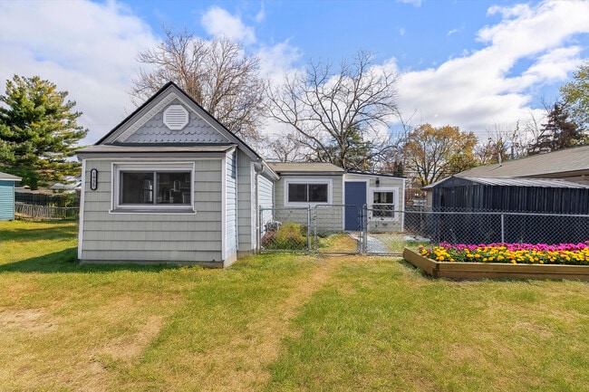 Building Photo - 1935 Maddy Ln