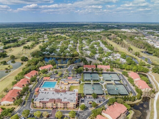 Building Photo - 13602 S Village Dr