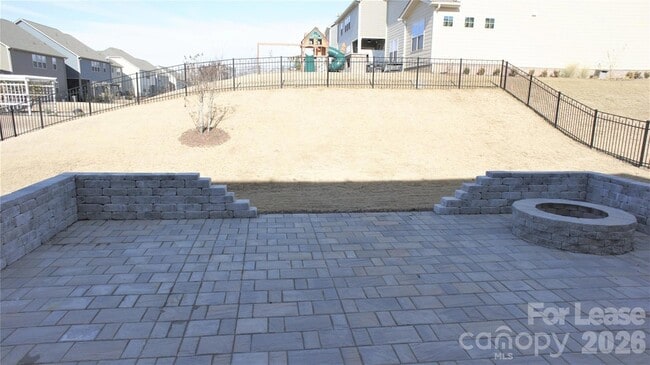 Building Photo - 1006 Hudson Mill Dr
