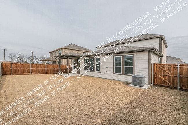 Building Photo - 346 Boroughbridge Dr