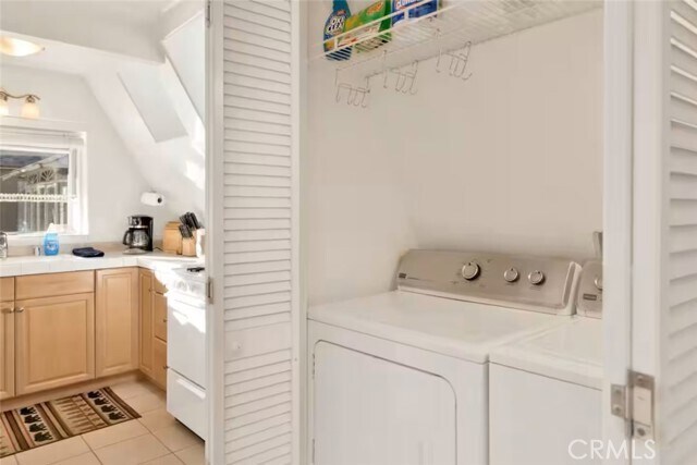 Building Photo - 1033 Wendy Ave