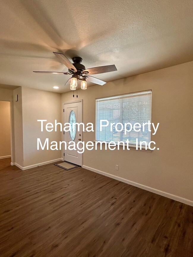 Building Photo - Newly remodeled 4 bedroom 2 bathroom
