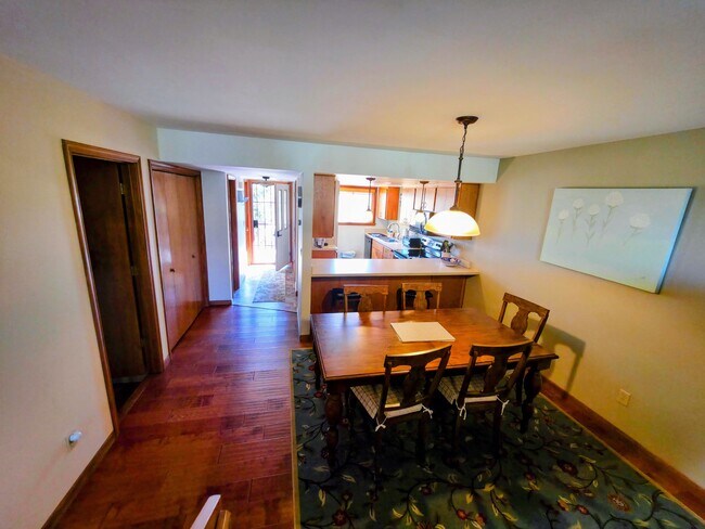 Building Photo - 2488 N Whispering Pines Way