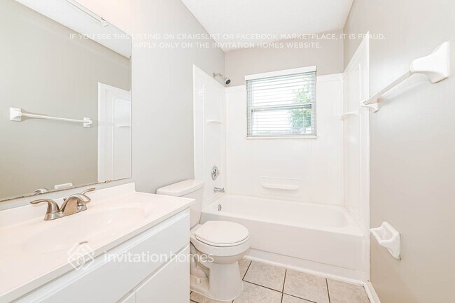 Building Photo - 3943 San Pablo Rd S