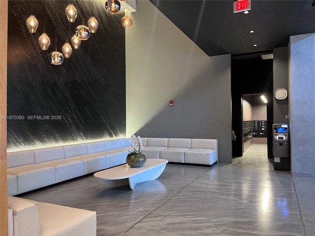 Building Photo - 151 SE 1st St