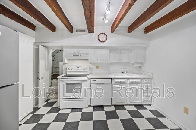 Building Photo - 45 E Bay St