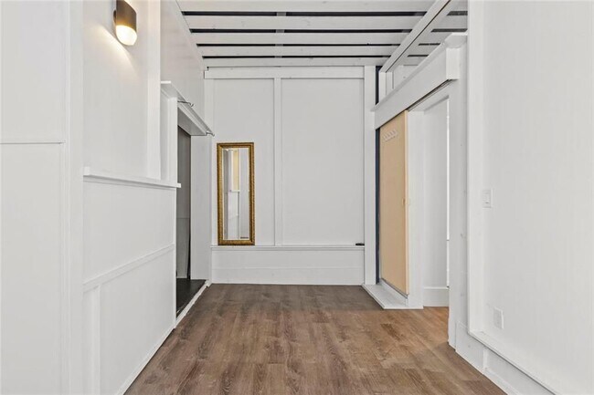 Building Photo - 1081 McMillan St NW