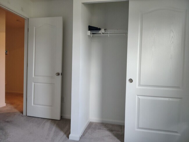 Building Photo - 1458 Catford Ct