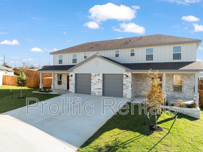 Building Photo - 103 Lost Trl