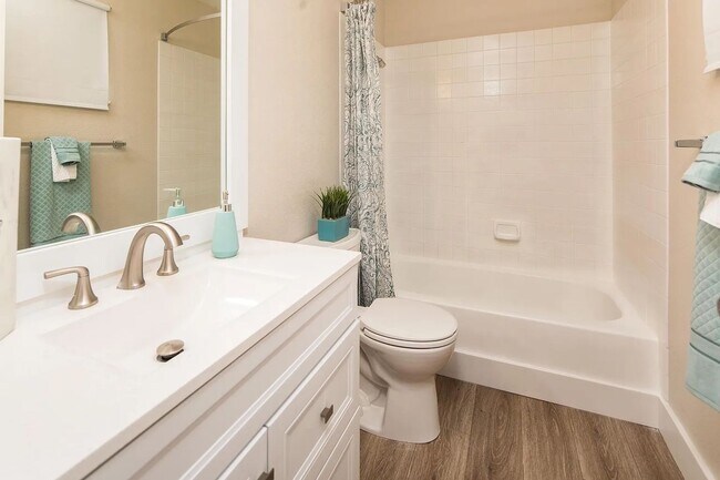 Building Photo - 3689 Grant Dr