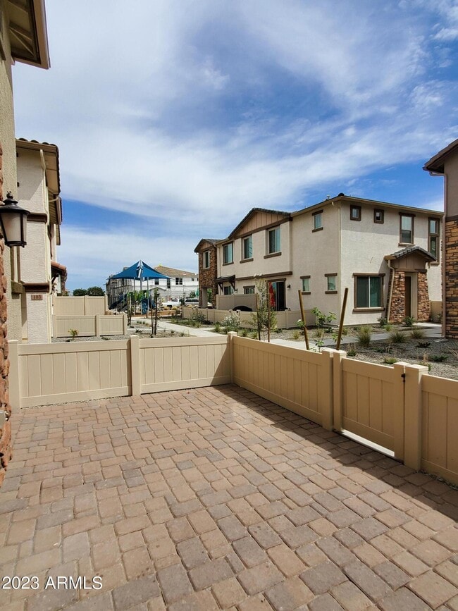 Building Photo - 4100 S Pinelake Way