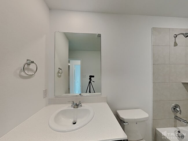 Building Photo - 6328 Bristolwood Dr