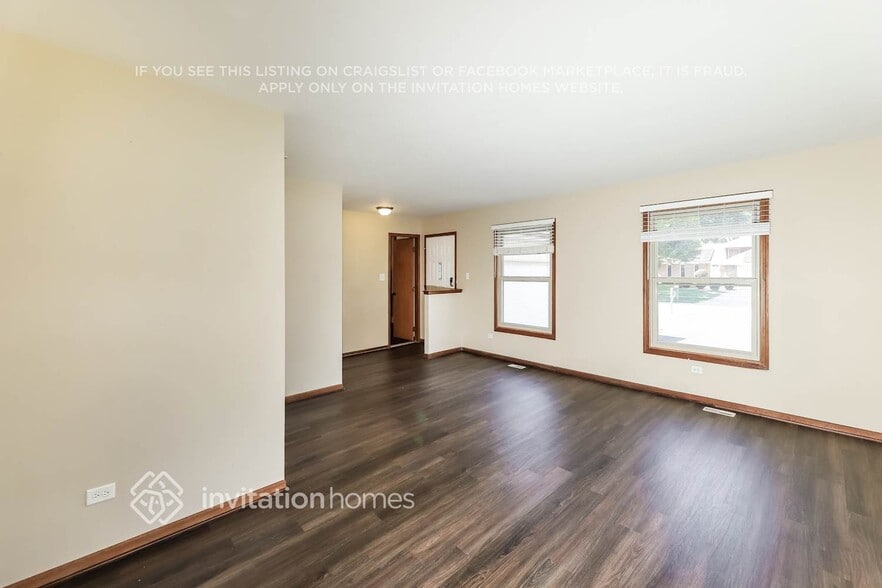 Building Photo - 17837 66th Ave