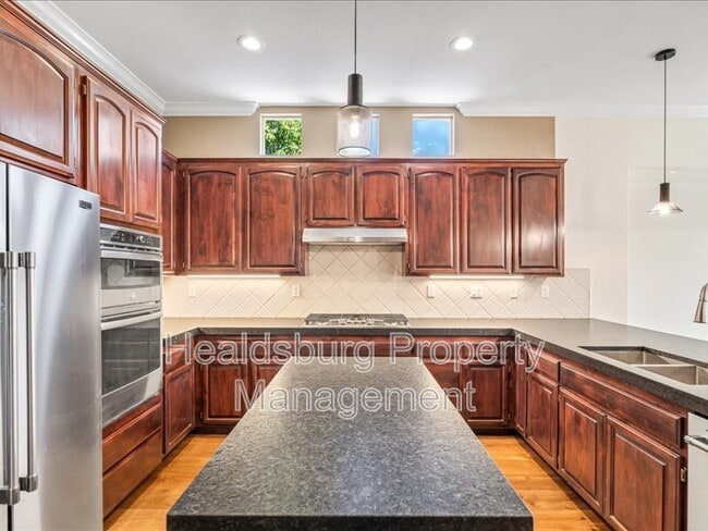 Building Photo - 1168 Mitchell Ln