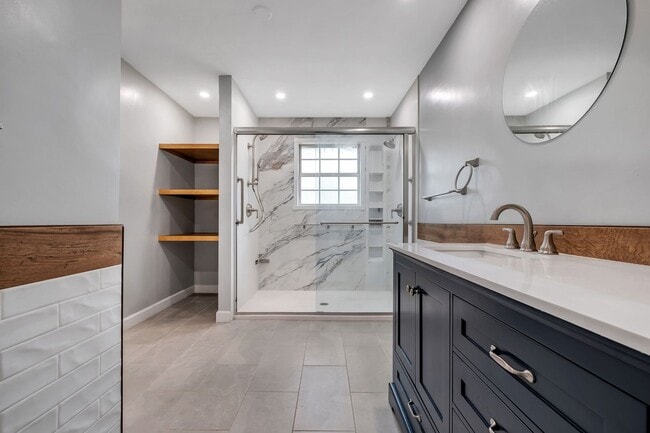 Building Photo - Killearn Estates 4 Bedroom Brick Home