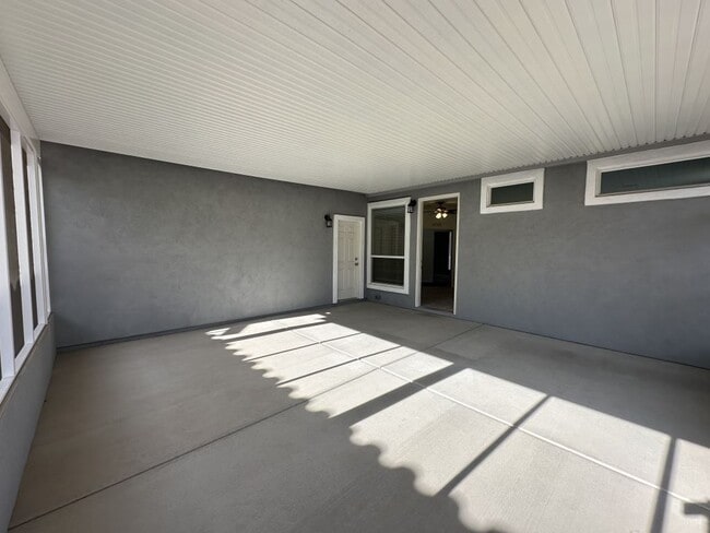 Building Photo - 3301 S Goldfield Rd