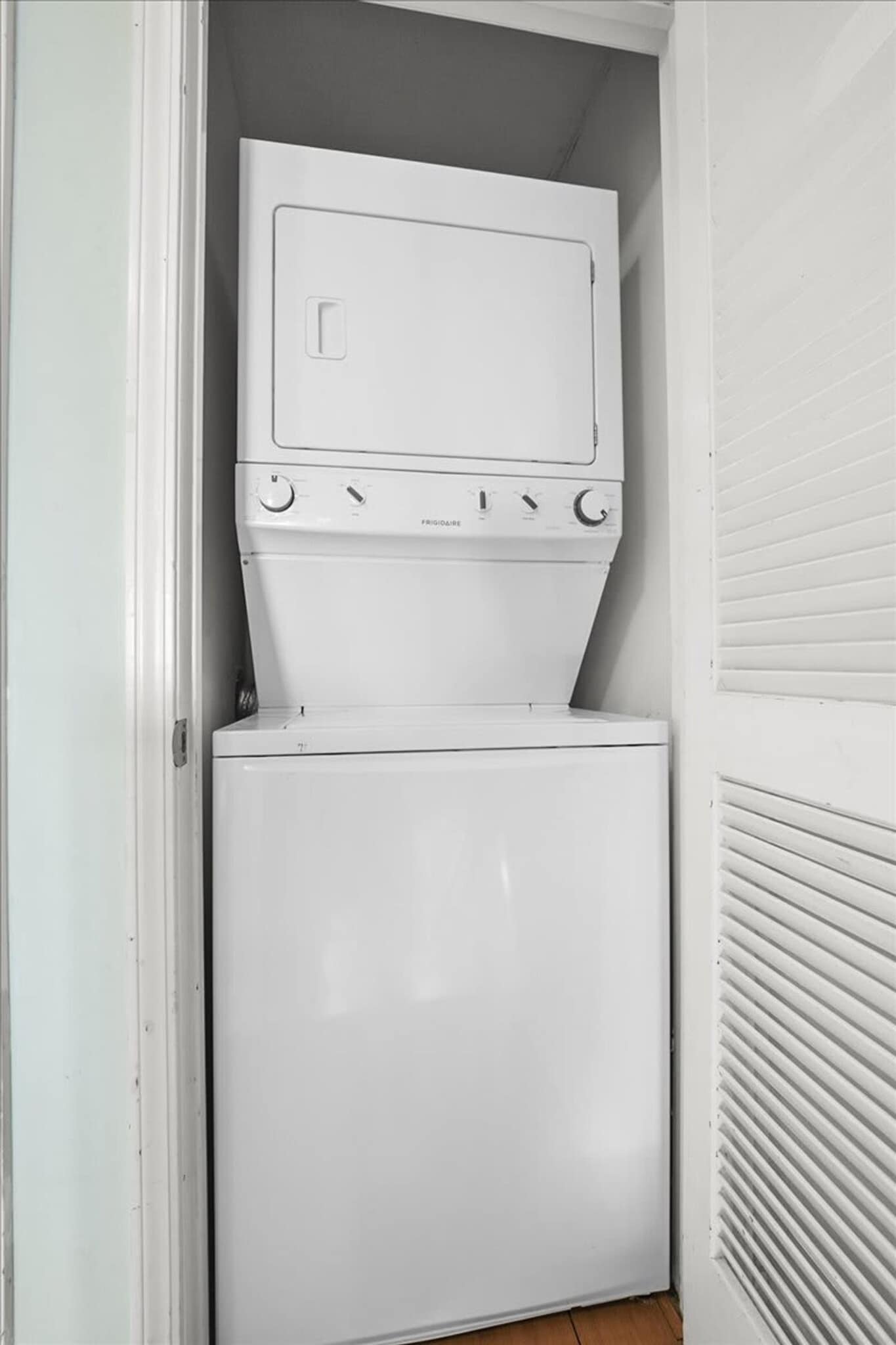 Building Photo - 1733 Sea Fair Dr