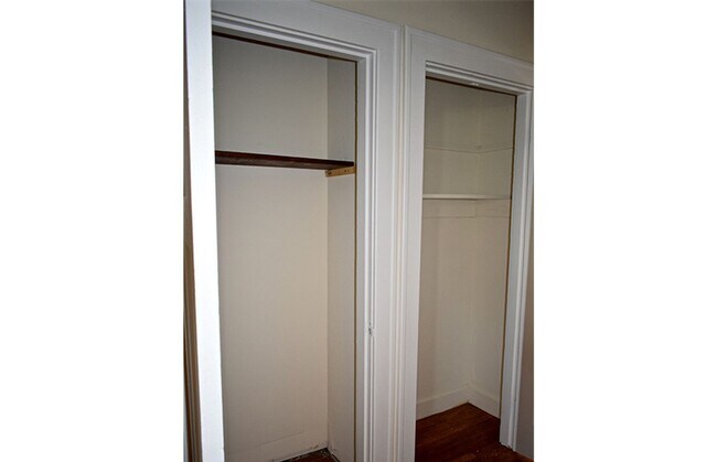 Primary Photo - 415 Probasco St