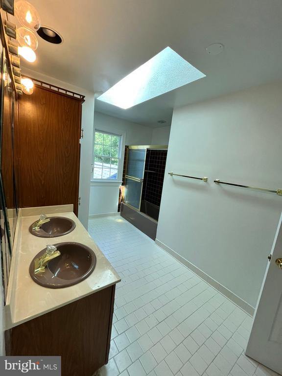 Building Photo - 7808 Hill House Ct