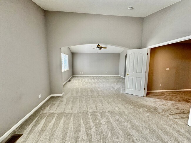 Building Photo - Beautiful Southside Home for Rent, 4 Bedroom 3 Bath