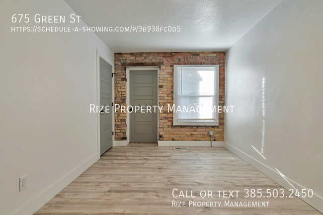 Building Photo - Remodeled 2 Bedroom in the heart of Salt L...