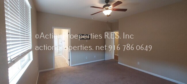 Building Photo - West Park -3 Bedroom, 2 Bath,  Single Stor...