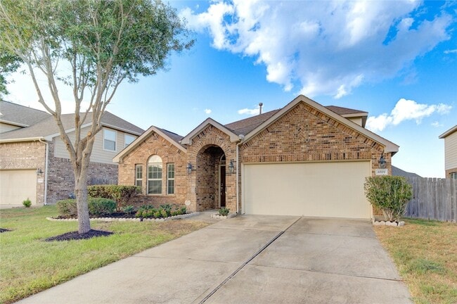 Building Photo - 6519 Point Hollow Ln