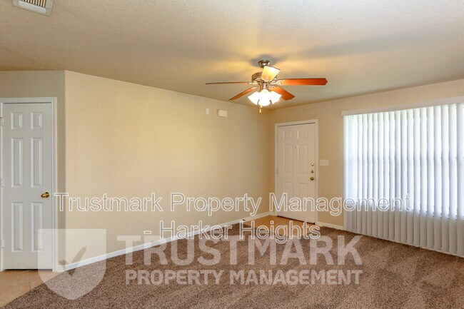 Building Photo - 4202 Elms Run Cir