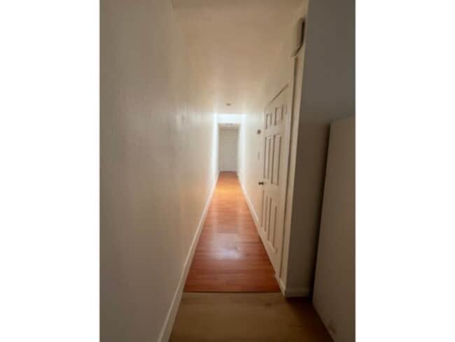 Building Photo - 2 Bedroom/ 1 bath Duet