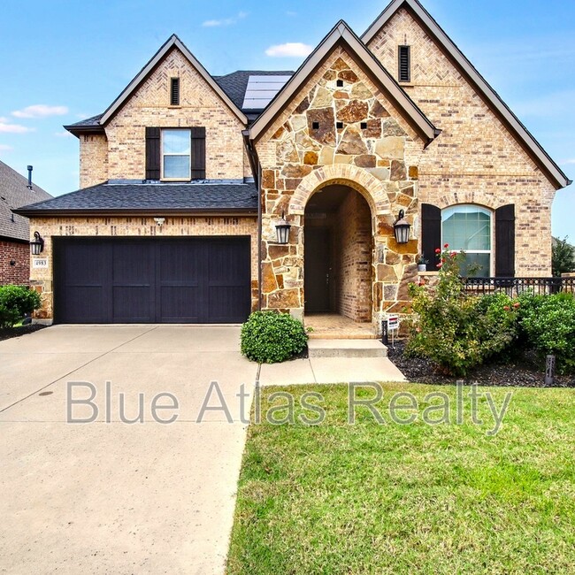 Building Photo - 4983 Stornoway Dr