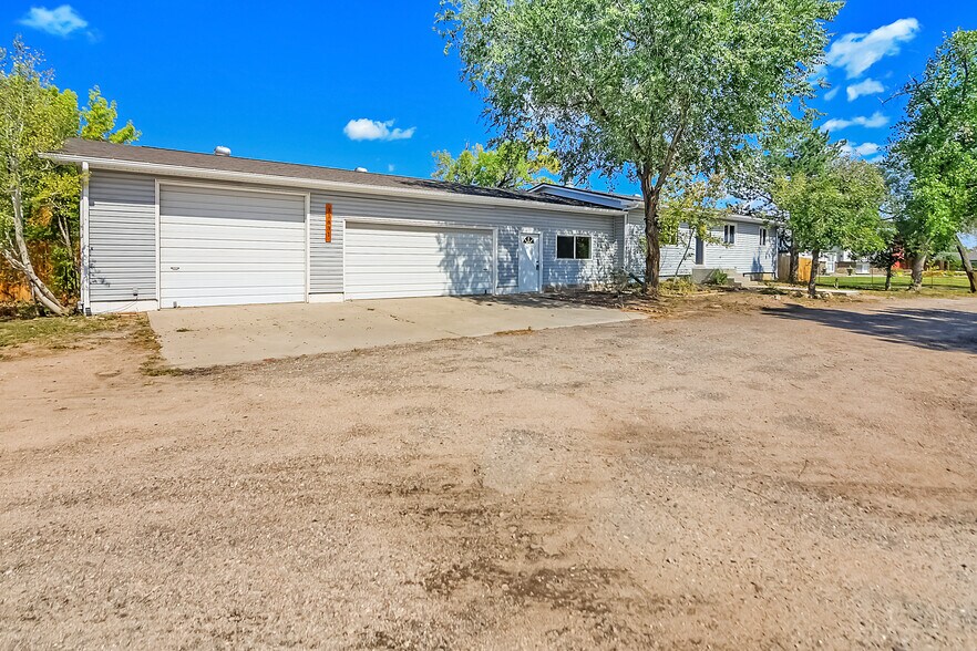 Primary Photo - 11831 E 120th Ave