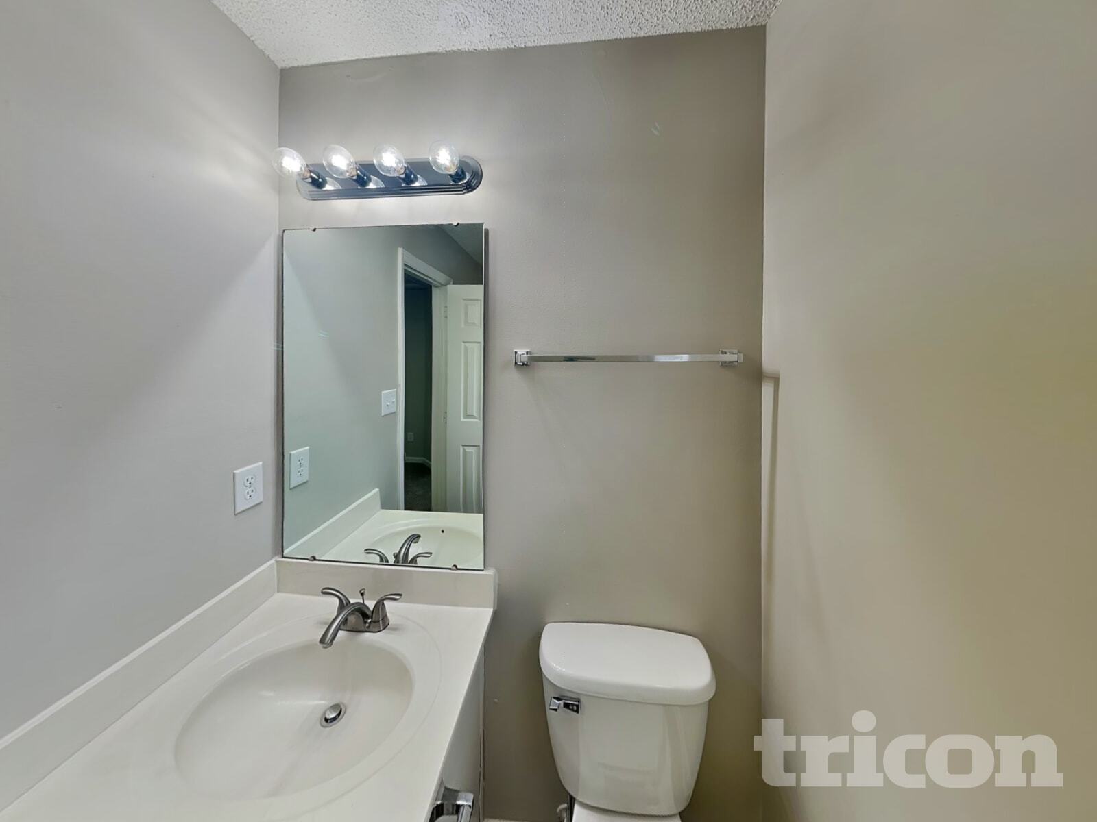 Building Photo - 11123 White Stag Dr