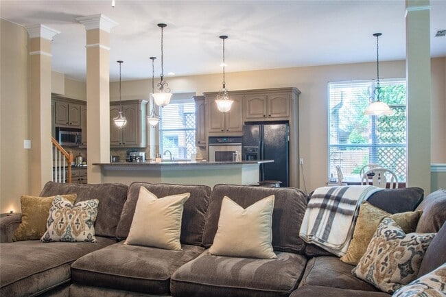 Building Photo - 4504 Narrowbrook Drive