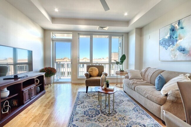 Building Photo - 100 Station Landing