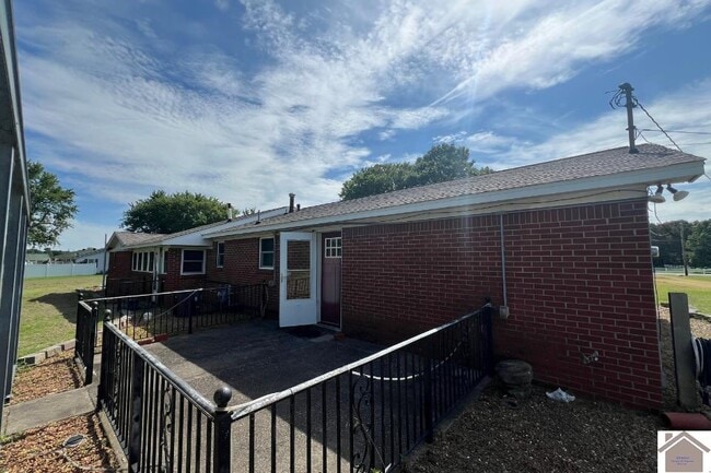 Building Photo - 12531 KY-131