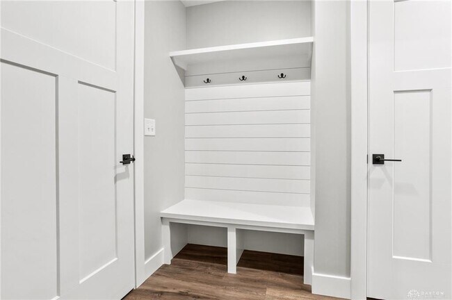 Building Photo - 1160 Waterloo St